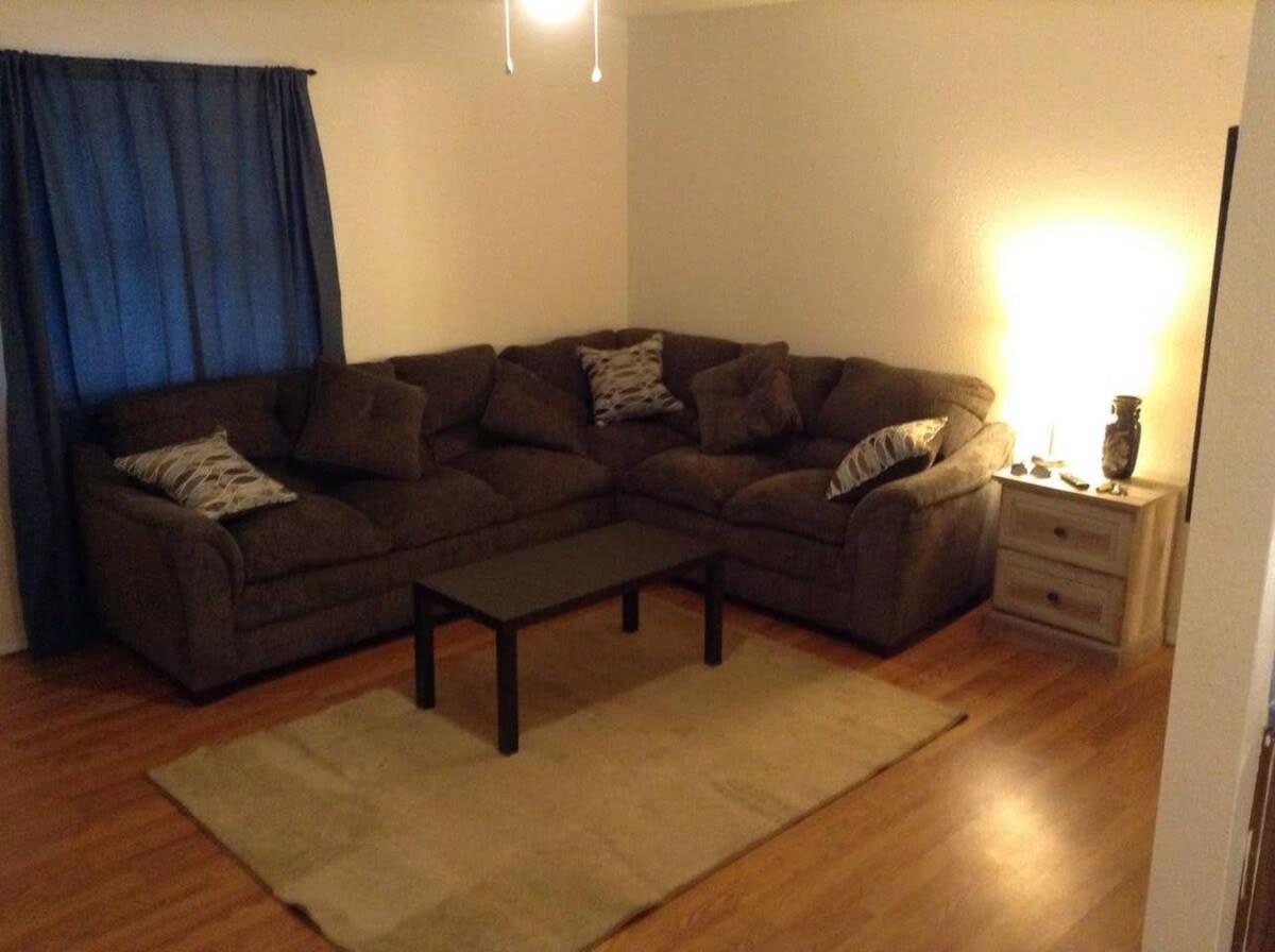 1 Bedroom Apartment For You! Next To Fort Sill Лотон Экстерьер фото